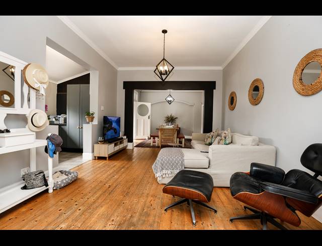 4 BEDROOM HOUSE FOR SALE IN GLENWOOD